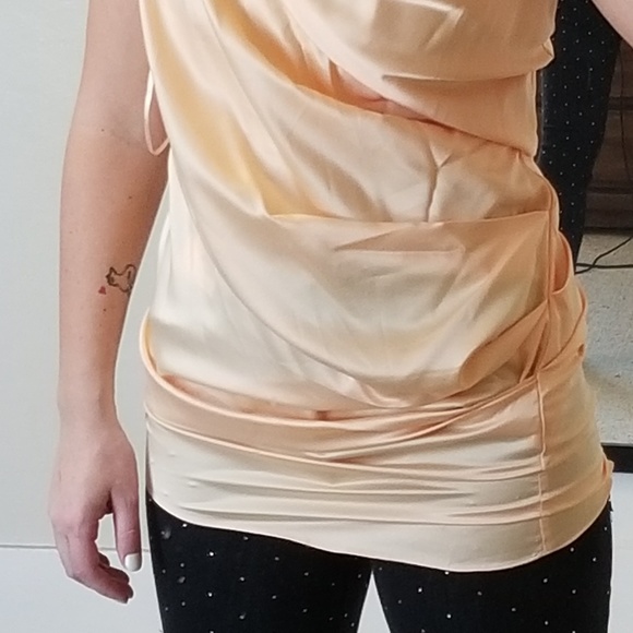 peach top - Picture 3 of 6